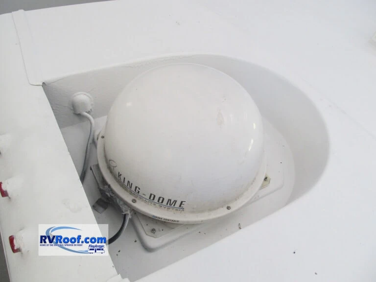 Alfas RV roof