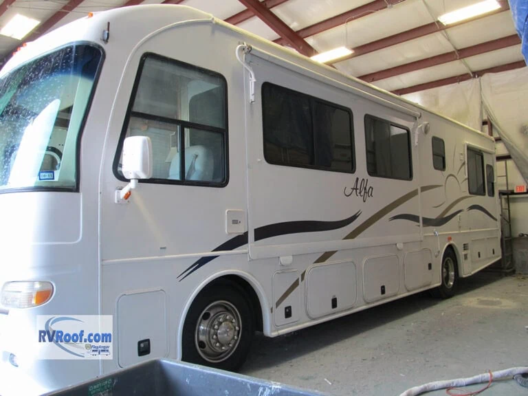 Alfas RV roof